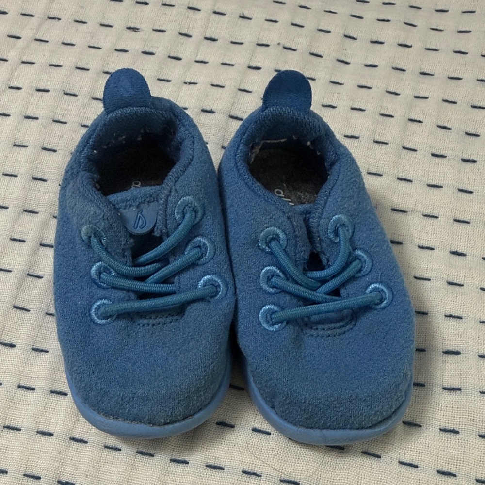 Allbirds Kids Blue Slippers